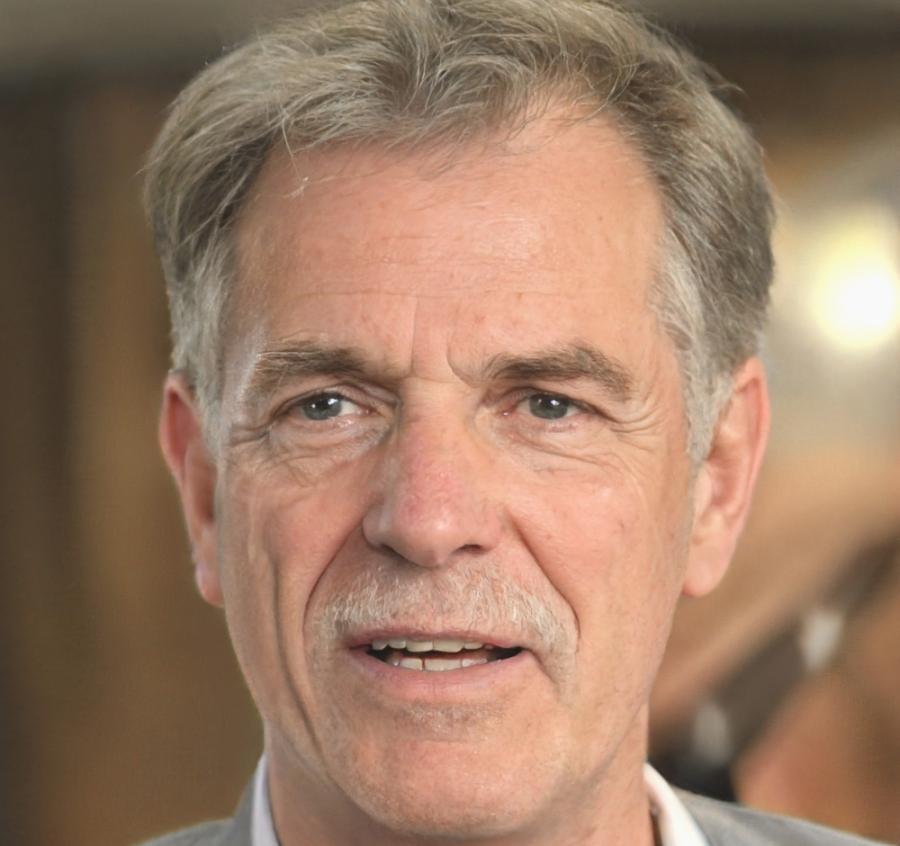 Leander Hoffmann, Geschäftsführer